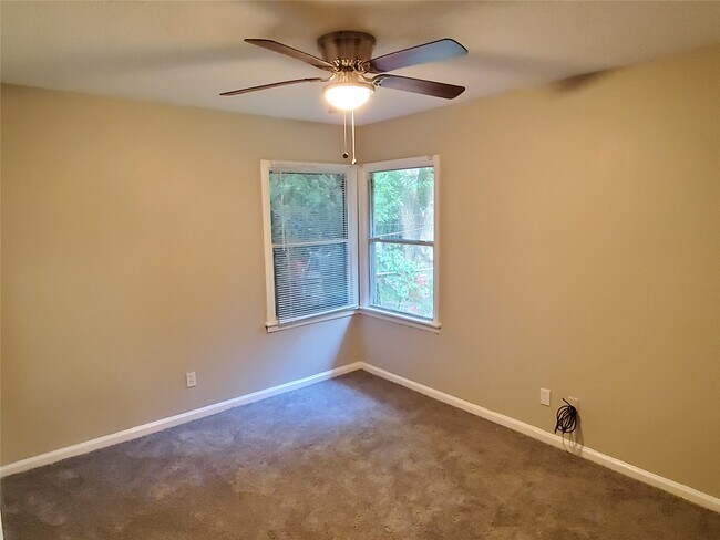 Building Photo - 5318 Doulton Dr