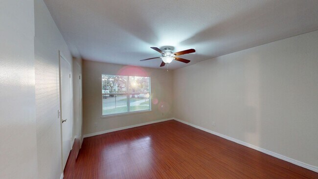 Building Photo - 2Bd/ 2Ba Condo in Premier Delray Beach Location **Optional Private Storage Garage**