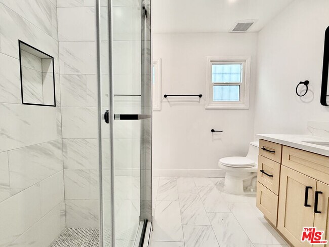 Building Photo - 1221 West Blvd