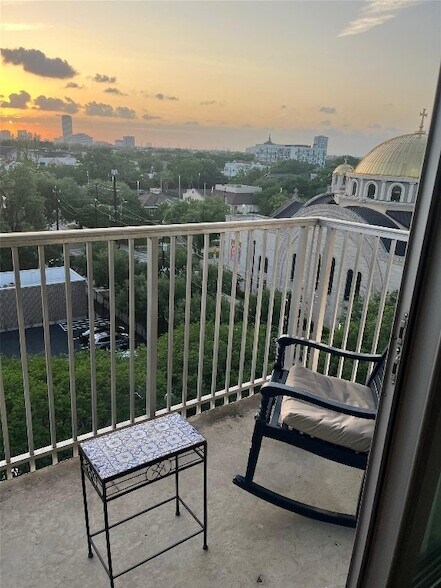 Building Photo - 3600 Montrose Blvd