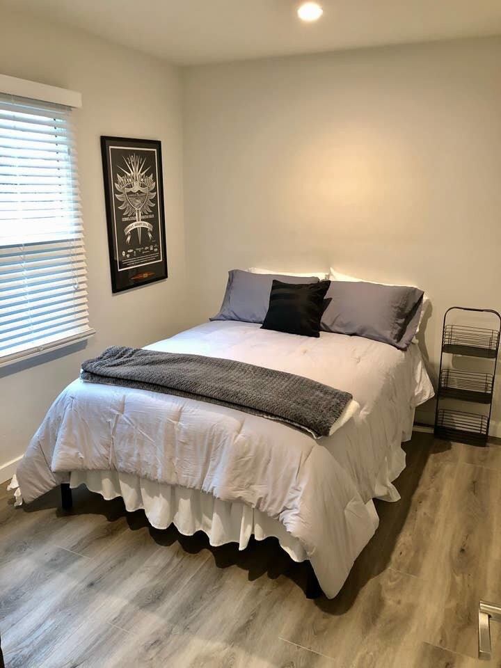 Bedroom 2 - 4459 Centinela S Ave