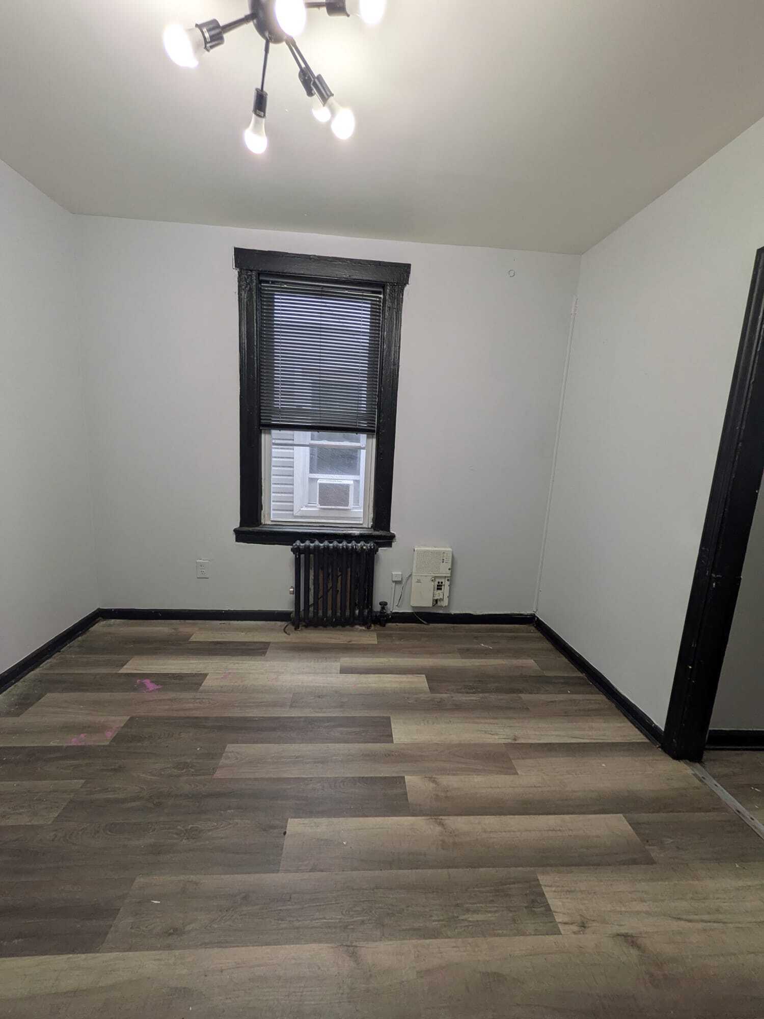 Building Photo - 145 Clendenny Ave