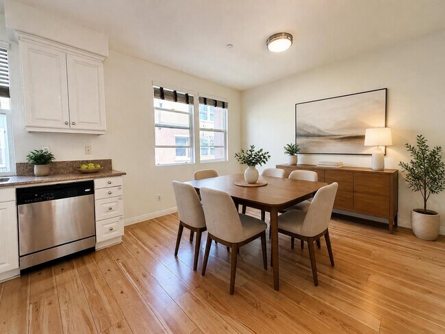 Building Photo - 542 N Chardonnay Dr