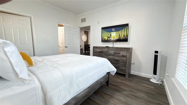 Building Photo - 1301 Tuscan Terrace