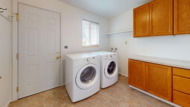 Building Photo - KL Jones Columbia