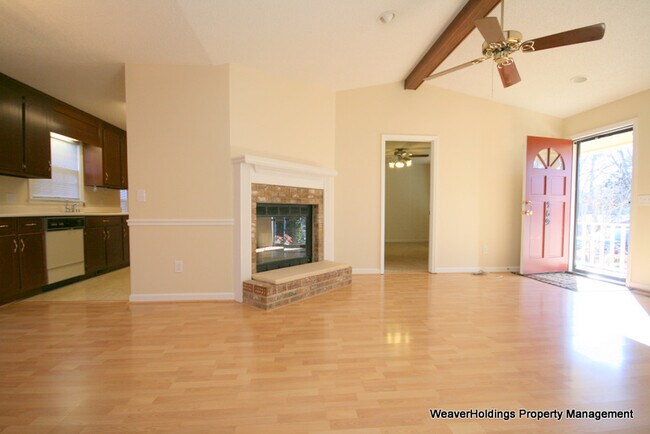 Building Photo - 159 Robinson Rd