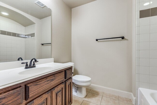 Building Photo - Spacious 4br/3.5ba Home For Lease in Prosper ISD!