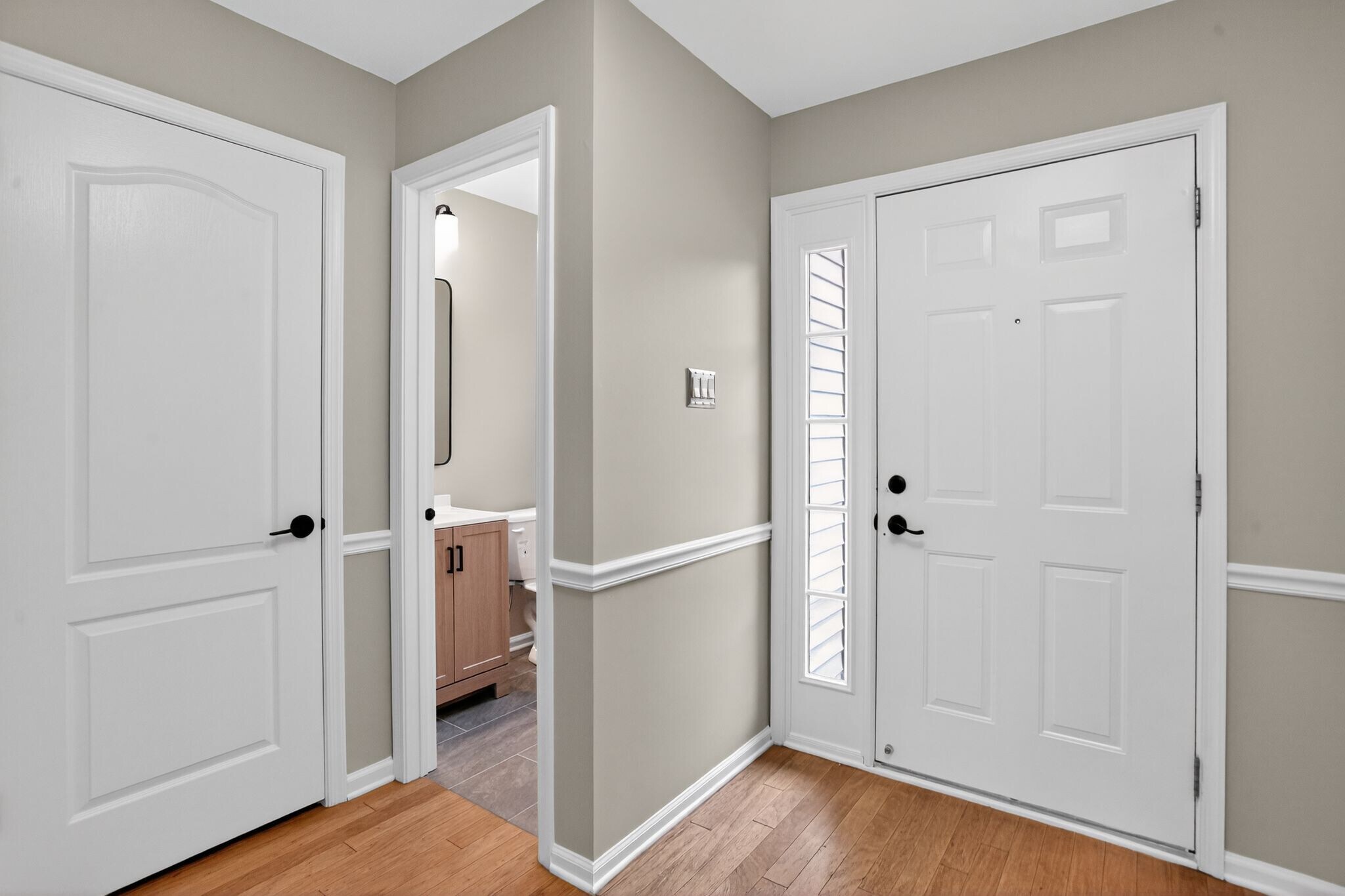 Building Photo - 2801 Harvard Ct