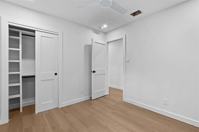 Building Photo - 404 Arbor Ln