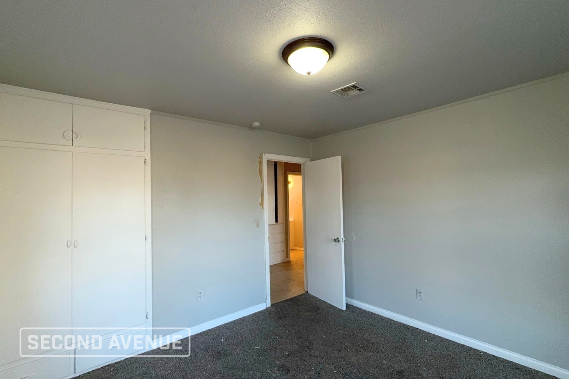 Building Photo - 1920 NE 29th St