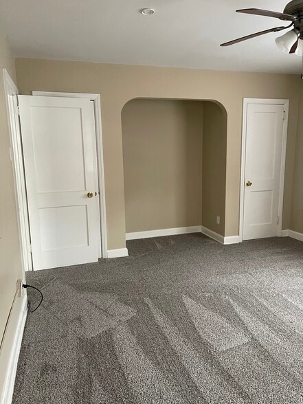 Building Photo - 924 Fox Chase Rd