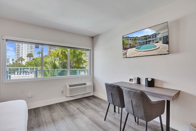 Building Photo - 3821 N Ocean Blvd