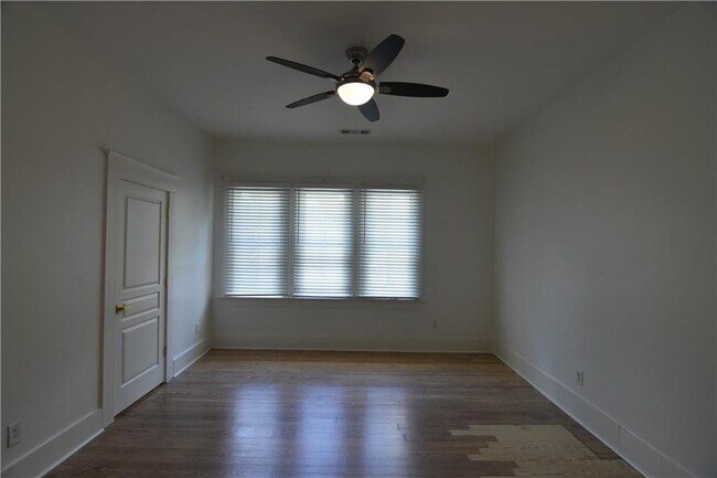 Building Photo - 375 Atwood St SW