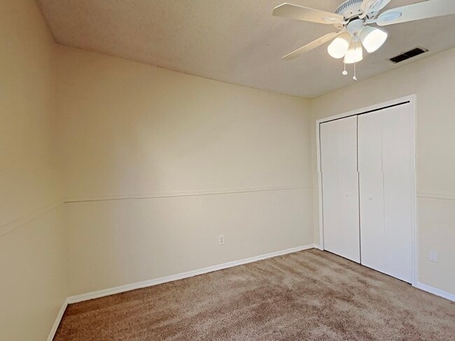 Building Photo - 1603 Winter Green Blvd