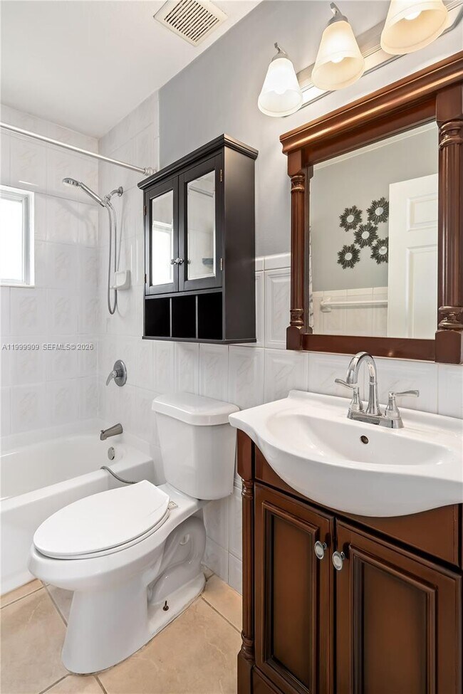 Building Photo - 760 NW 80th St