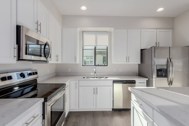 Building Photo - 4235 N 26th St