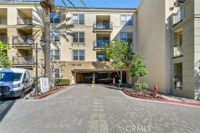 Building Photo - 3300 Watermarke Pl