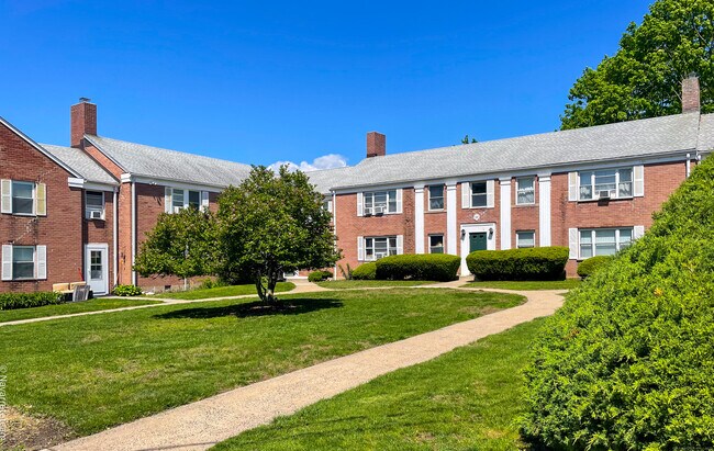 Primary Photo - 30 Standish Rd