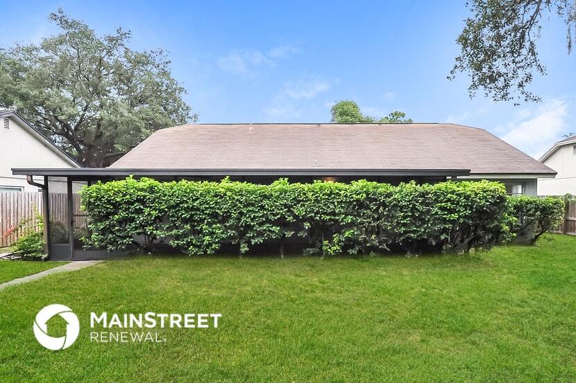 Building Photo - 12104 Fruitwood Dr