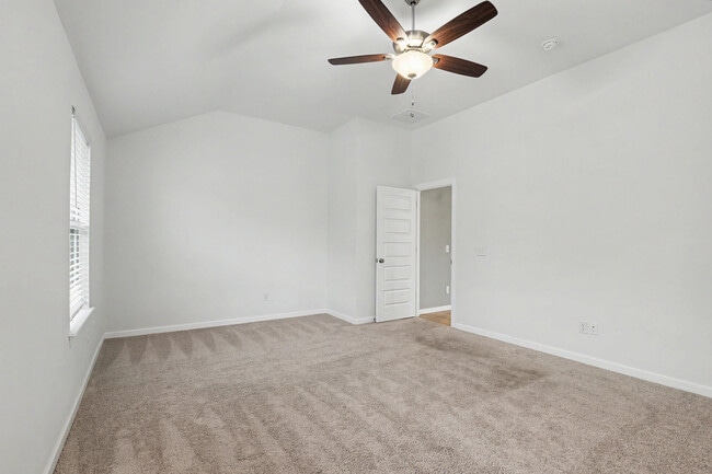 Building Photo - 8601 NW 76th St