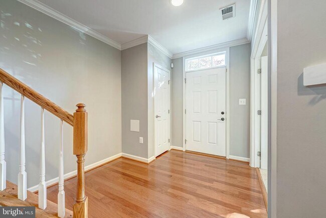 Building Photo - 43022 Spyder Pl