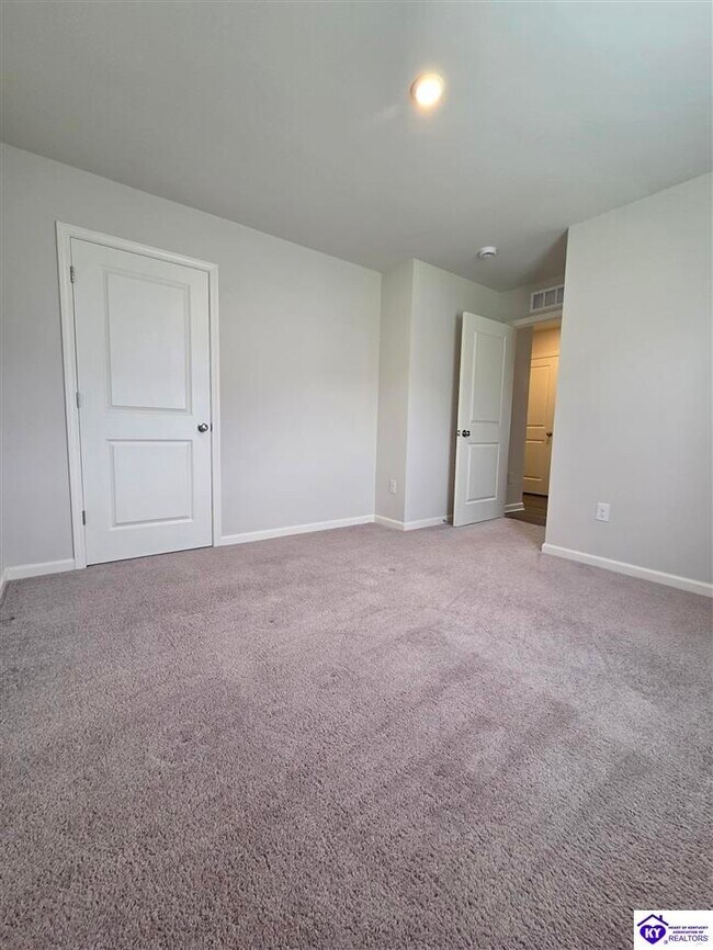 Building Photo - 132 Elegance Wy