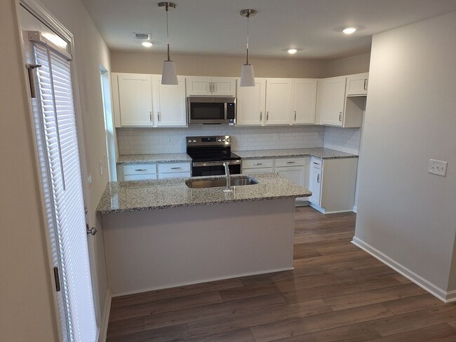 Building Photo - Fabulous New Townhouse in Columbia SC!