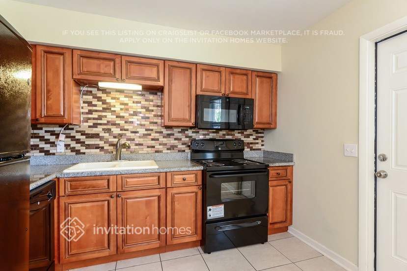 Building Photo - 2901 34th Ave N