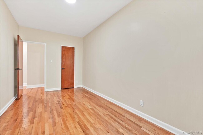 Building Photo - 5306 Glenwood Rd