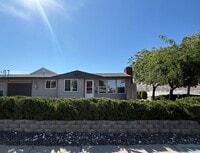 Building Photo - Now renting 2 bedroom Duplex please visit ...