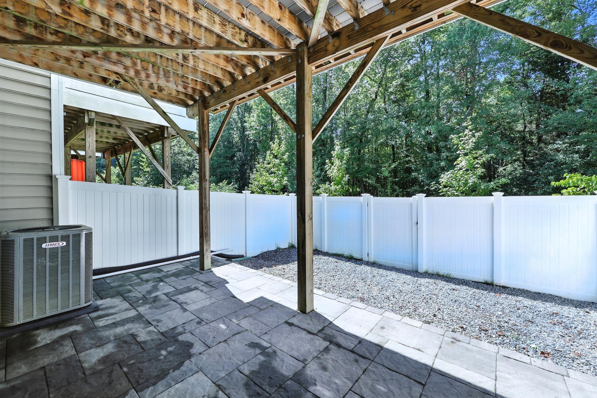 Building Photo - 4905 Forest Pines Dr