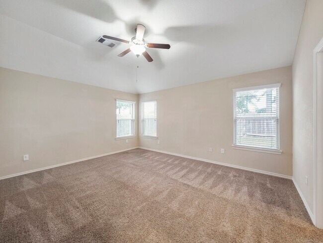 Building Photo - 1519 Spencer Glen Ln