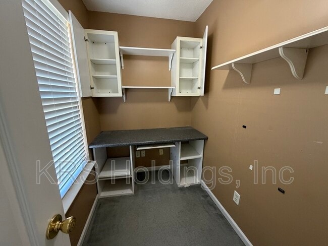 Building Photo - 3503 Sedgefield St