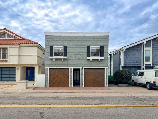 Building Photo - Oxnard