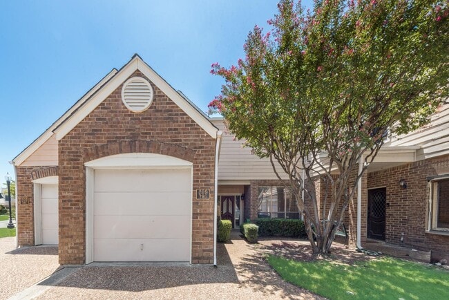 Building Photo - 209 Cimarron Trail