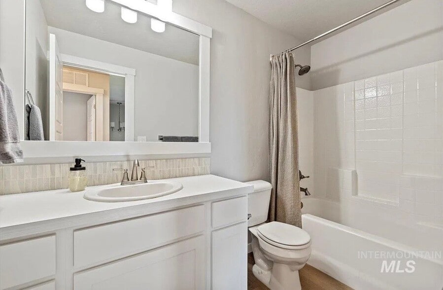 Building Photo - 5668 W Stadium Ln