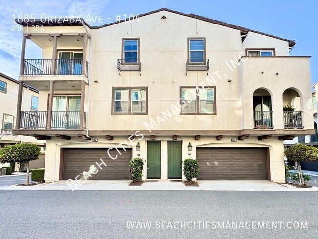 Building Photo - 1885 N Orizaba Ave