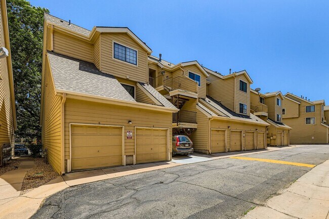 Building Photo - MOVE-IN SPECIAL ($500): Spacious Condo wit...