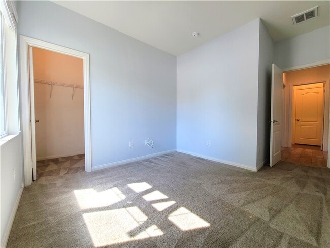 Building Photo - 7539 Prairie Dr