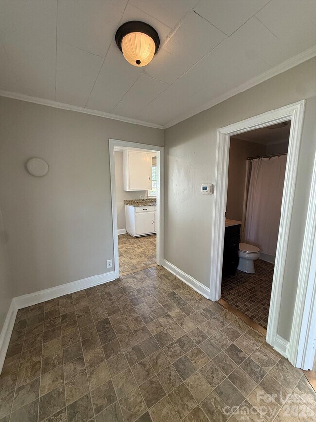 Building Photo - 509 Rhyne St