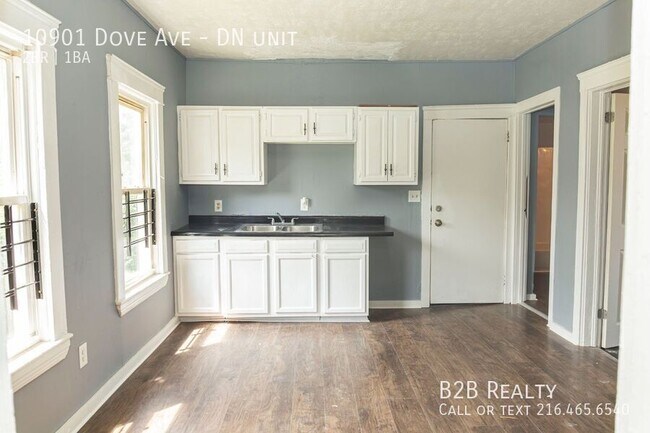 Building Photo - 10901 Dove Ave