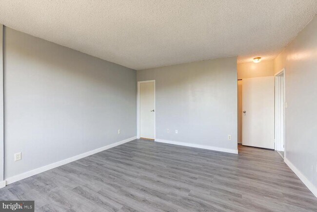 Building Photo - 5500 Holmes Run Pkwy