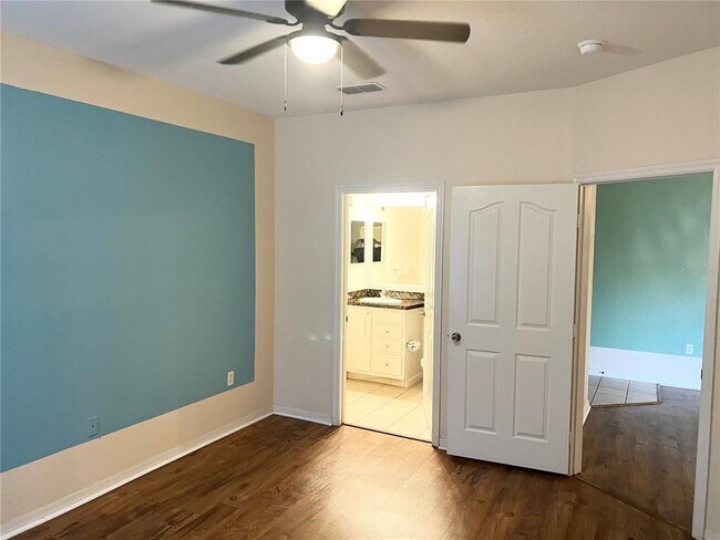 Building Photo - 8818 Dunes Ct
