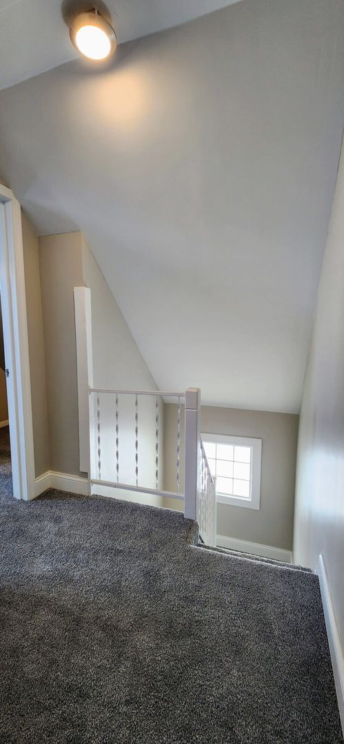 Building Photo - Brand new rehab luxury coach house in Albany Park