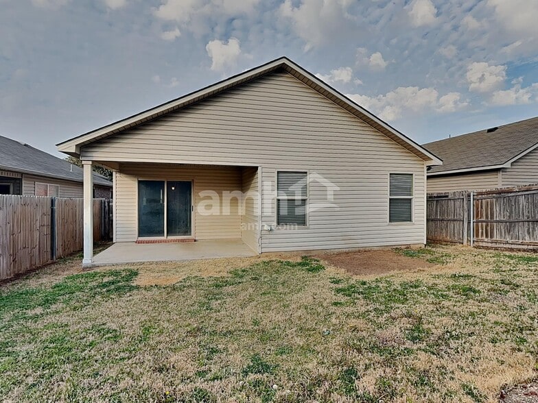 Building Photo - 5040 Britton Ridge Ln