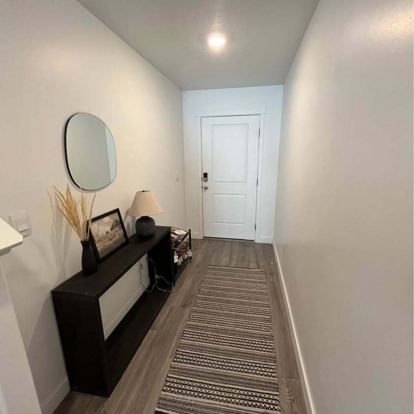 Front Door - 368 N Passage Ct