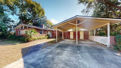 Building Photo - 3950 San Clerc Rd