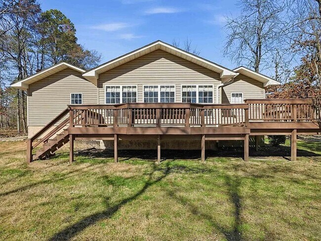 Building Photo - 12 Pintuerero Way