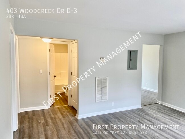 Building Photo - 403 Woodcreek Dr