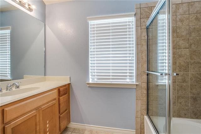 Building Photo - 2415 Stutz Dr